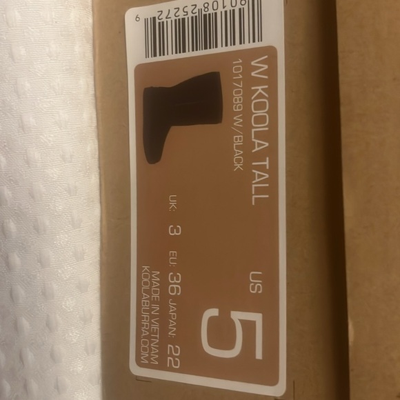 Koolaburra by UGG boots size 5 Black - Picture 12 of 12